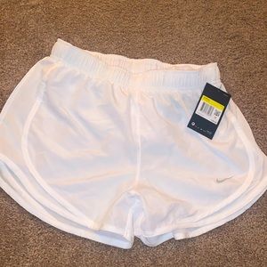 white nike shorts